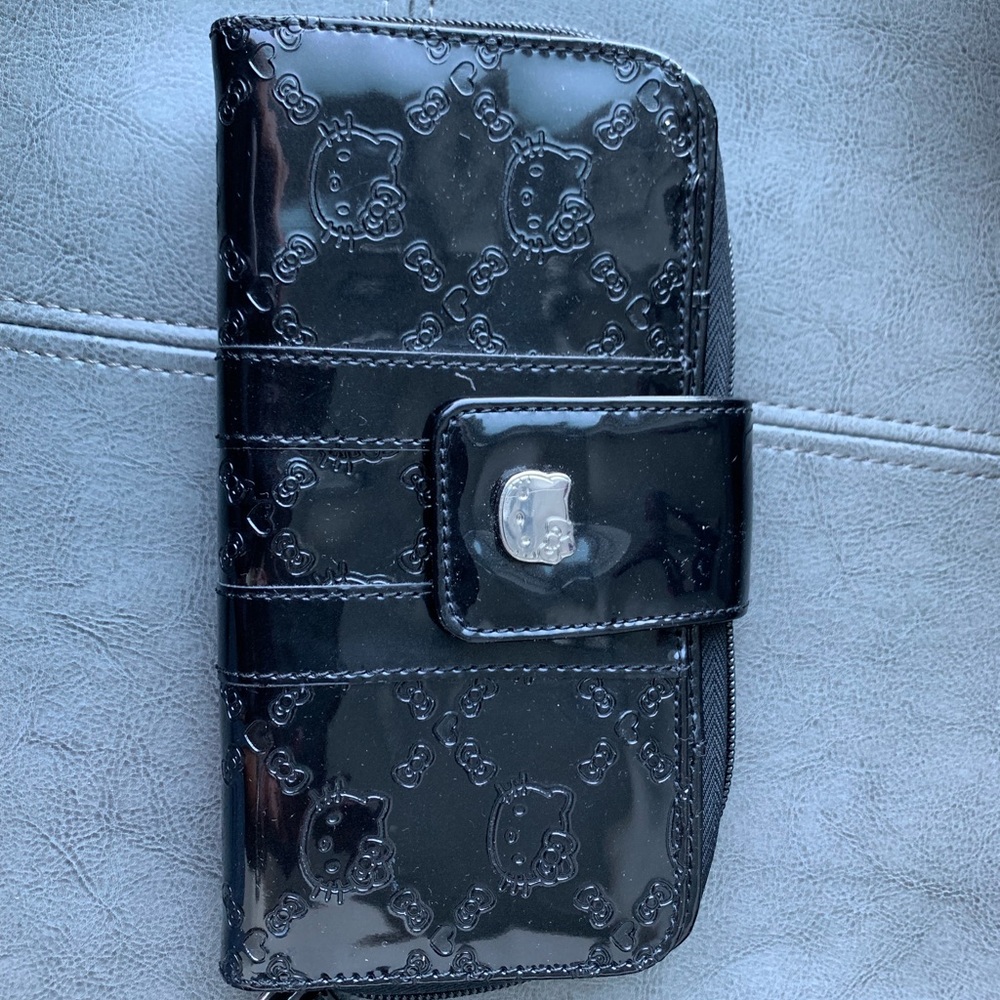 Hello Kitty Black Wallet